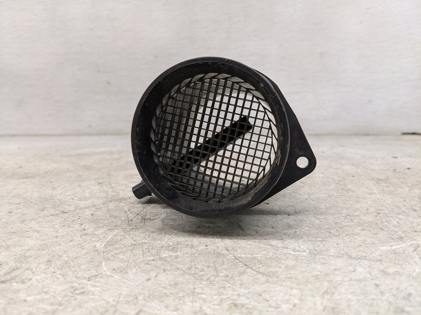 2013-2016 Audi A4 Mass Air Flow Meter Maf 1486130 - Oemusedautoparts1.com