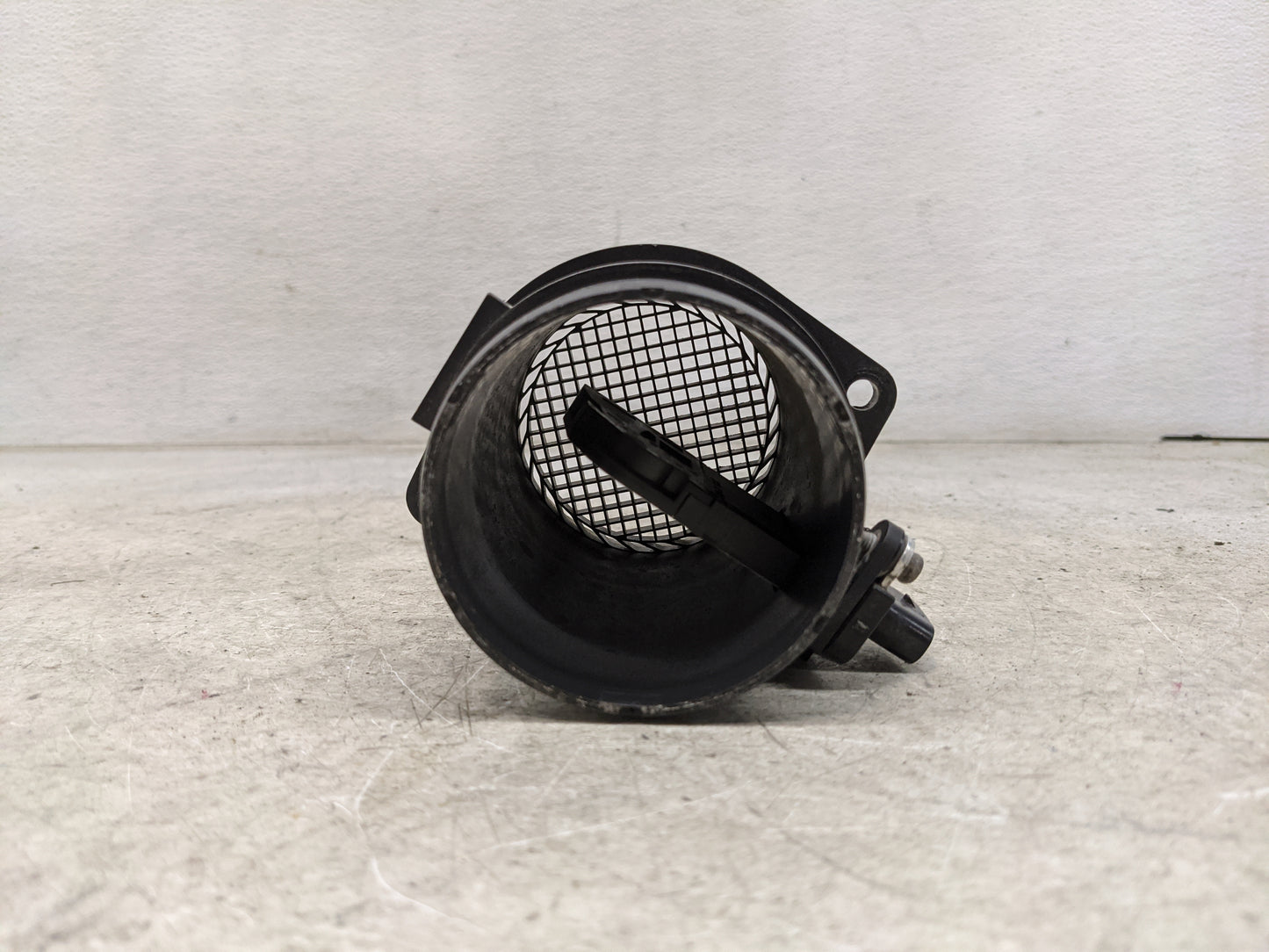 2013-2016 Audi A4 Mass Air Flow Meter Maf 1486130 - Oemusedautoparts1.com