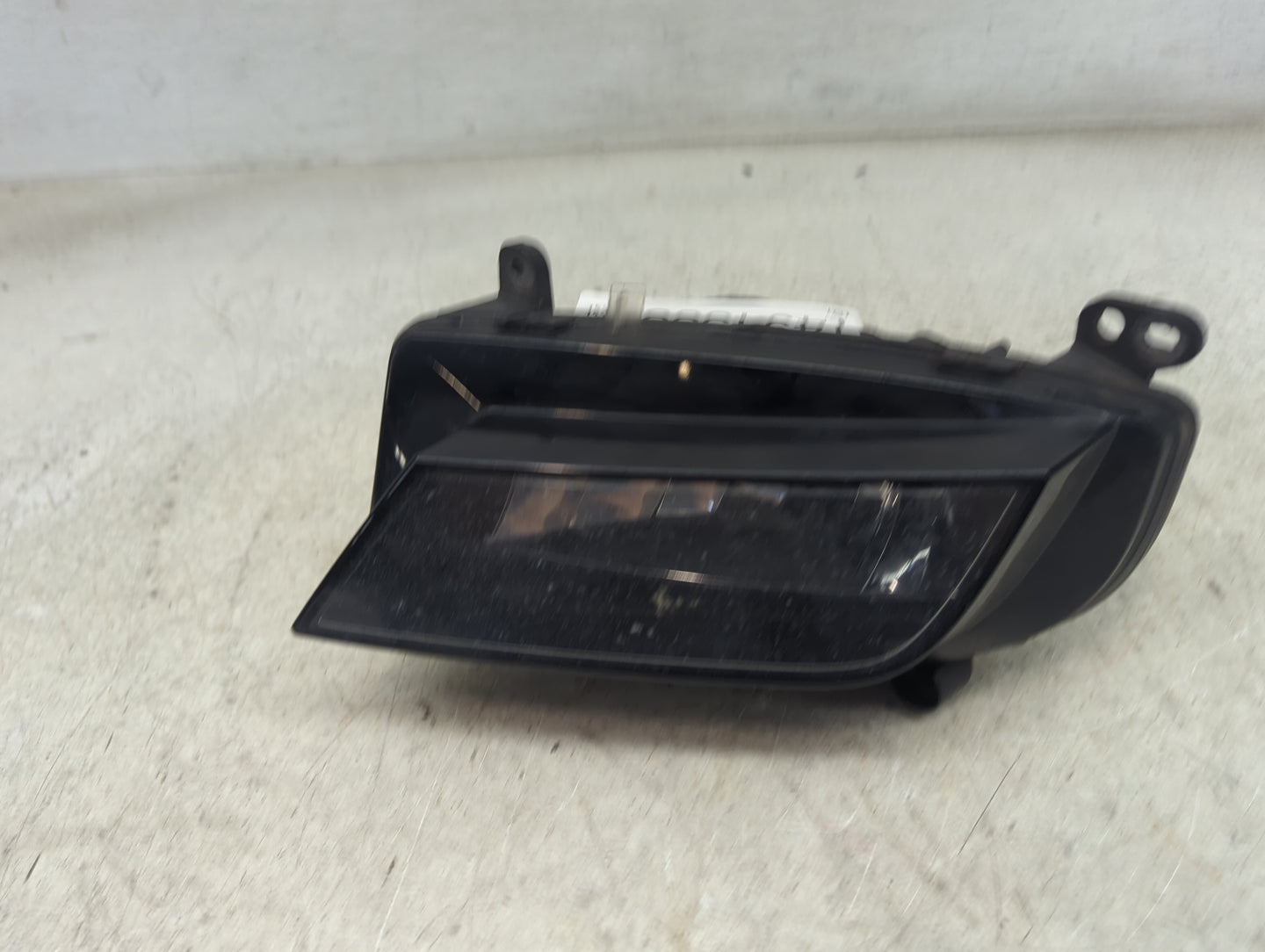 2013-2016 Audi A4 Passenger Right Oem Cornering Light Lamp Black - Oemusedautoparts1.com