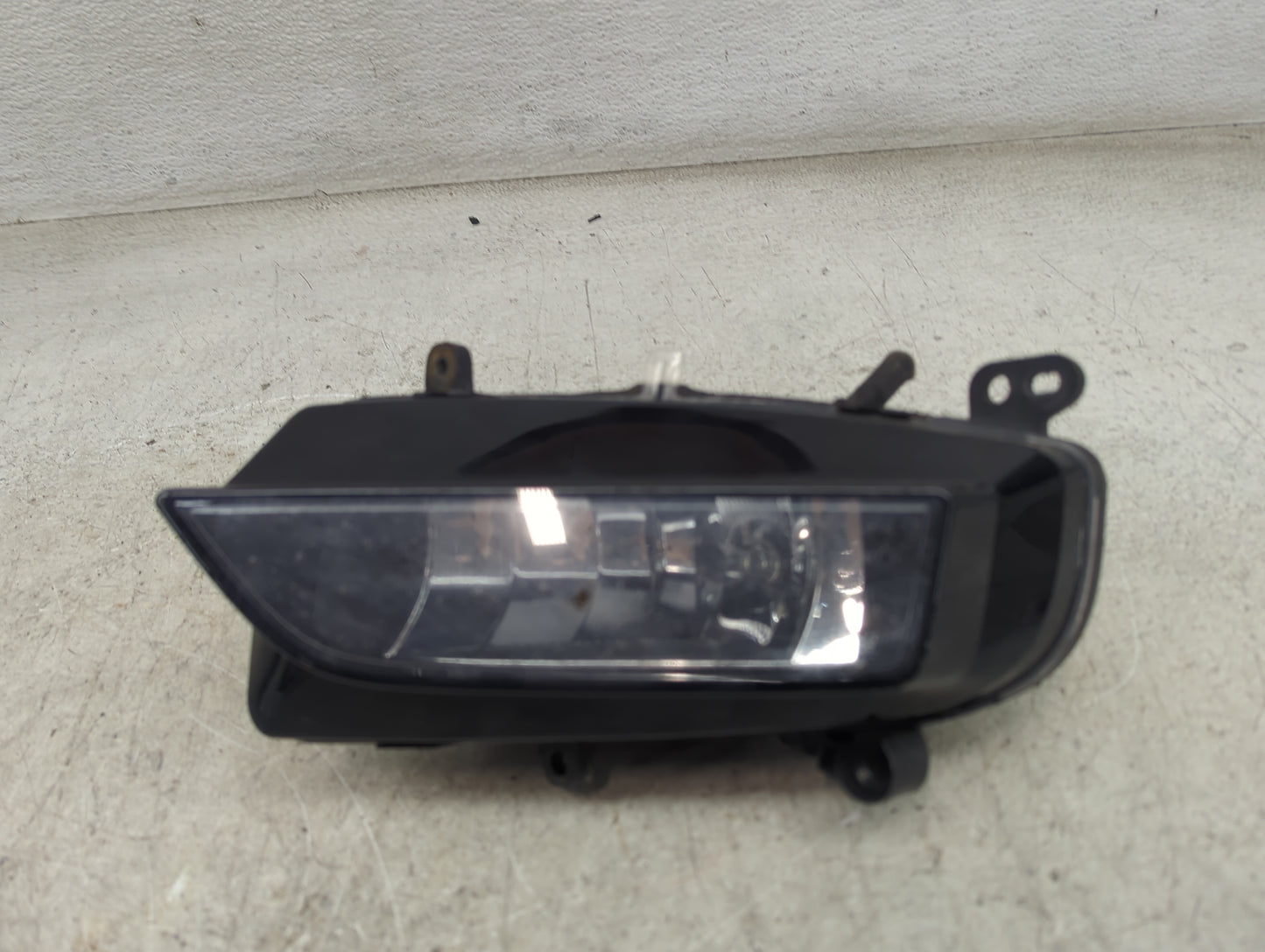 2013-2016 Audi A4 Passenger Right Oem Fog Light Lamp Black 1494596 - Oemusedautoparts1.com