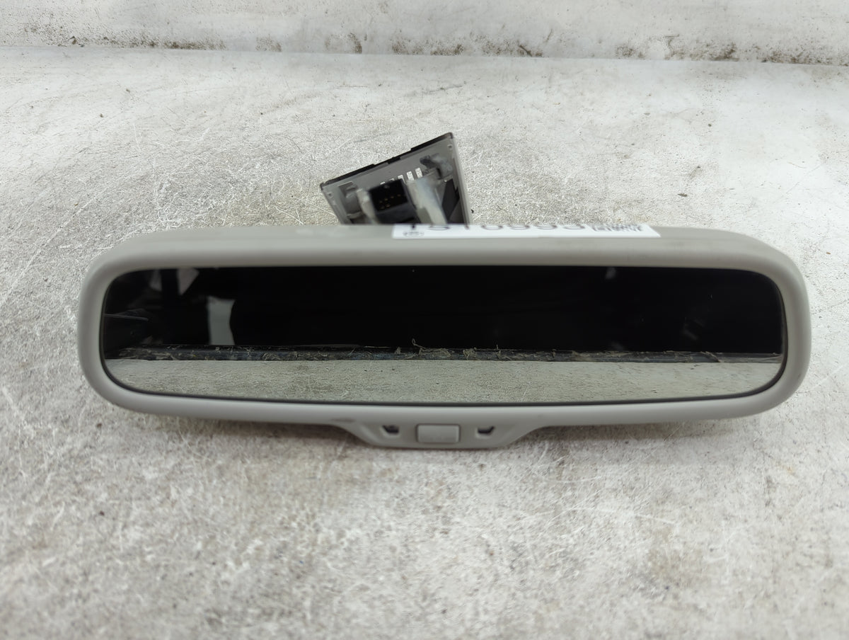 2014 Audi A4 Interior Rear View Mirror Replacement OEM P/N:E13 027507 E11 015885 Fits OEM Used Auto Parts - Oemusedautoparts