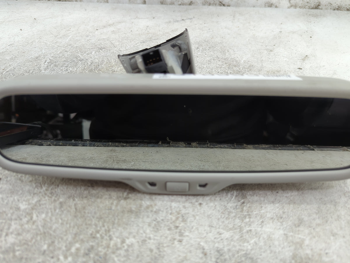 2014 Audi A4 Interior Rear View Mirror Replacement OEM P/N:E13 027507 E11 015885 Fits OEM Used Auto Parts - Oemusedautoparts