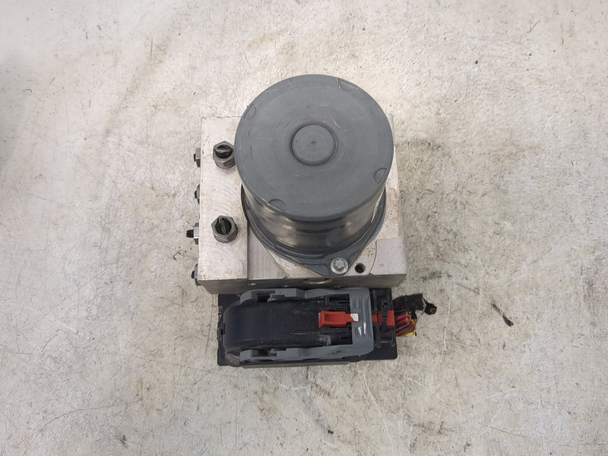 2014-2016 Audi A4 Anti-Lock Brake ABS Pump Module Actuator OEM P/N:0265239299 8K0614517GB, 8K0907379CE Fits Fits 2014 2015 2