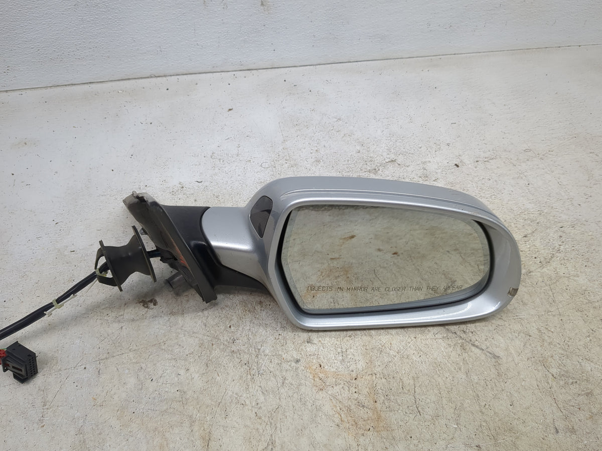 2010-2016 Audi A4 Passenger Side View Mirror - Right Door Mirror OEM Used - Oemusedautoparts1.com