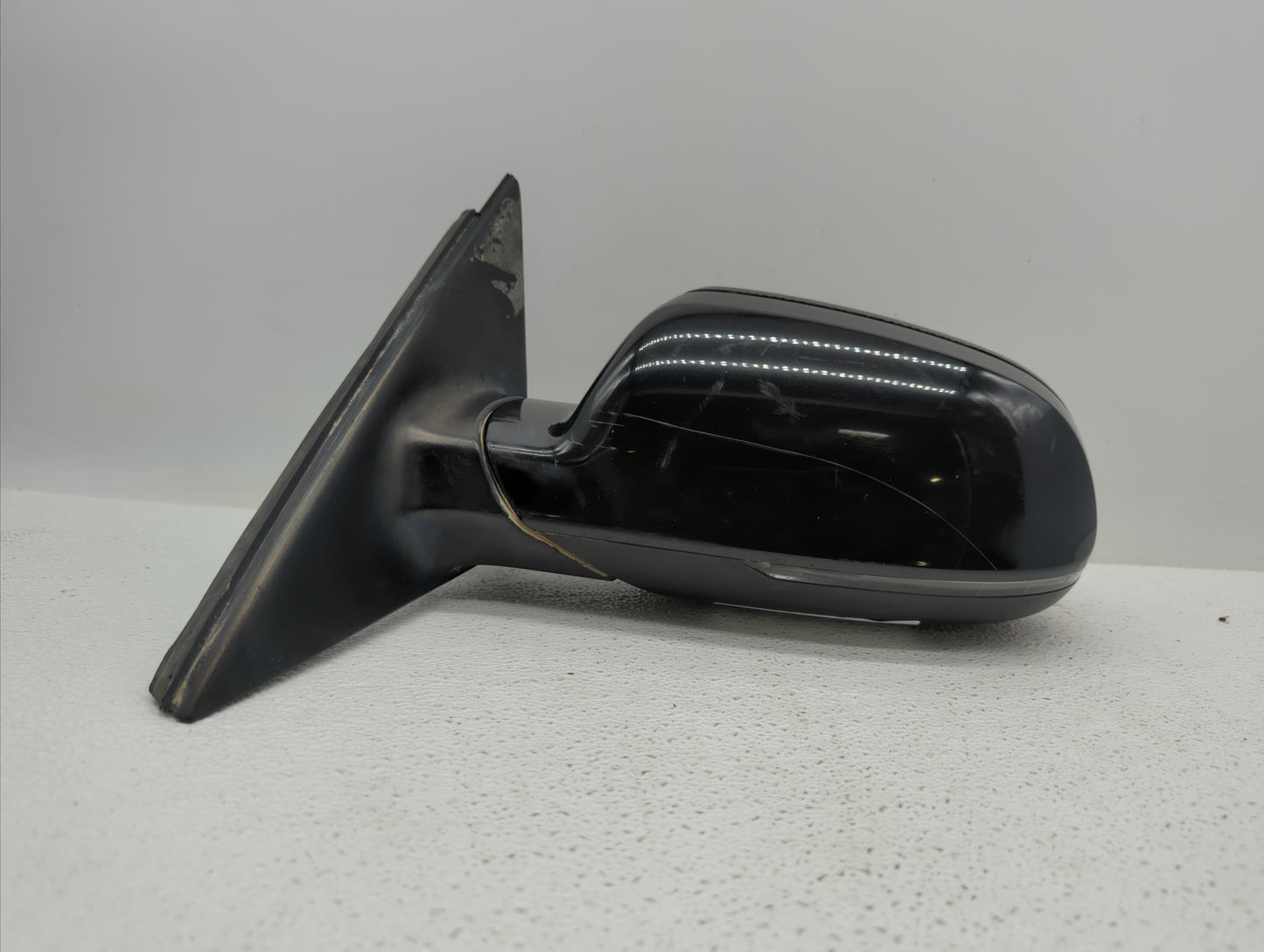 2014 Audi A4 Driver Side View Mirror - Left Door Mirror OEM Used - Oemusedautoparts1.com