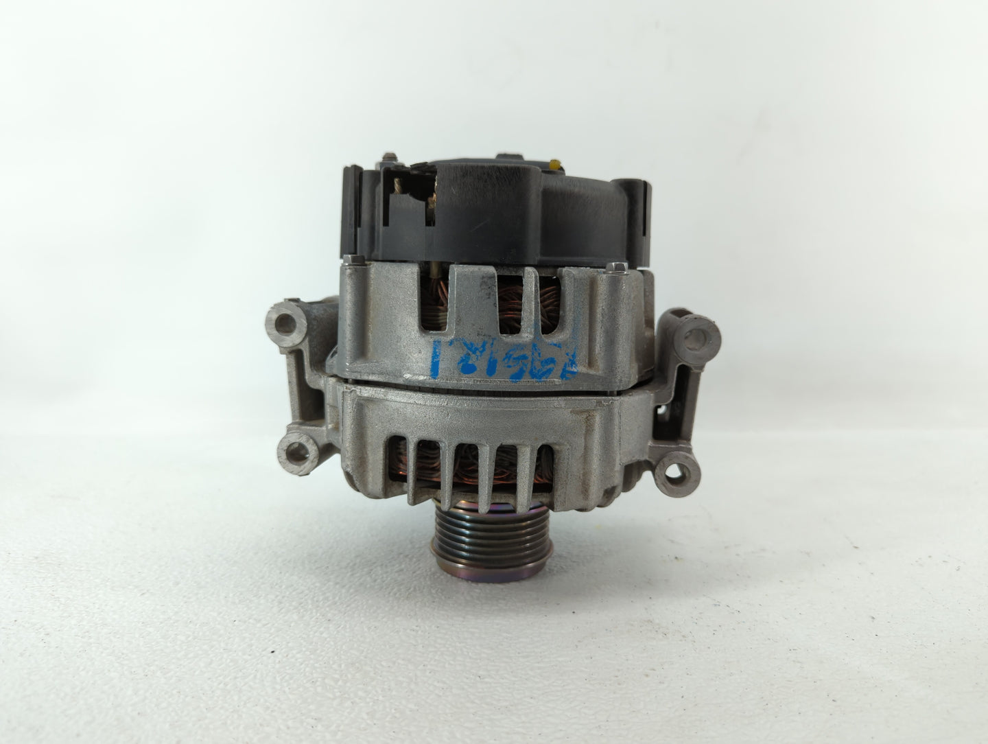 2013-2016 Audi A4 Alternator Replacement Generator Charging Assembly Engine OEM P/N:06H 903 018 H 06H 903 018 J Fits OEM Use