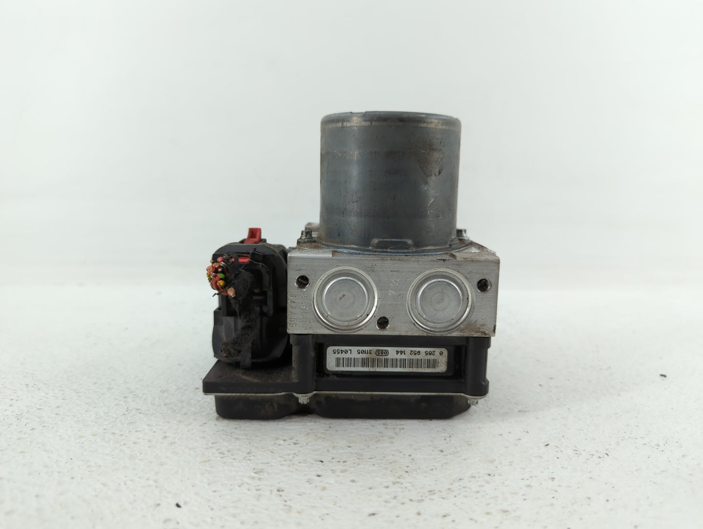 2014-2016 Audi A4 ABS Pump Control Module Replacement P/N:8K0 614 517HA 8K0 907 379 CP Fits Fits 2014 2015 2016 2017 OEM Use