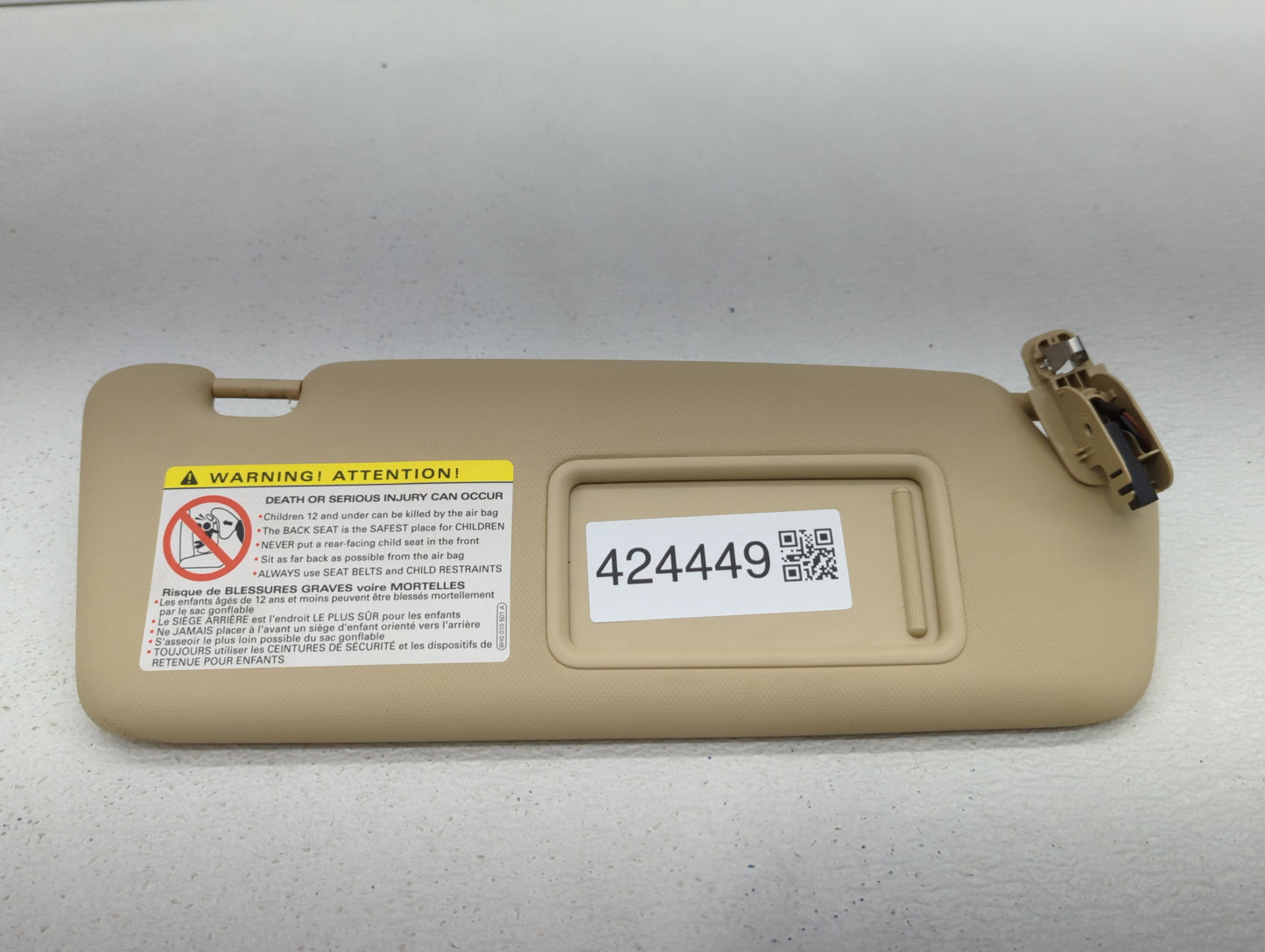 2013-2016 Audi A4 Sun Visor Shade Replacement Passenger Right Mirror Fits Fits 2013 2014 2015 2016 OEM Used Auto Parts - Oem