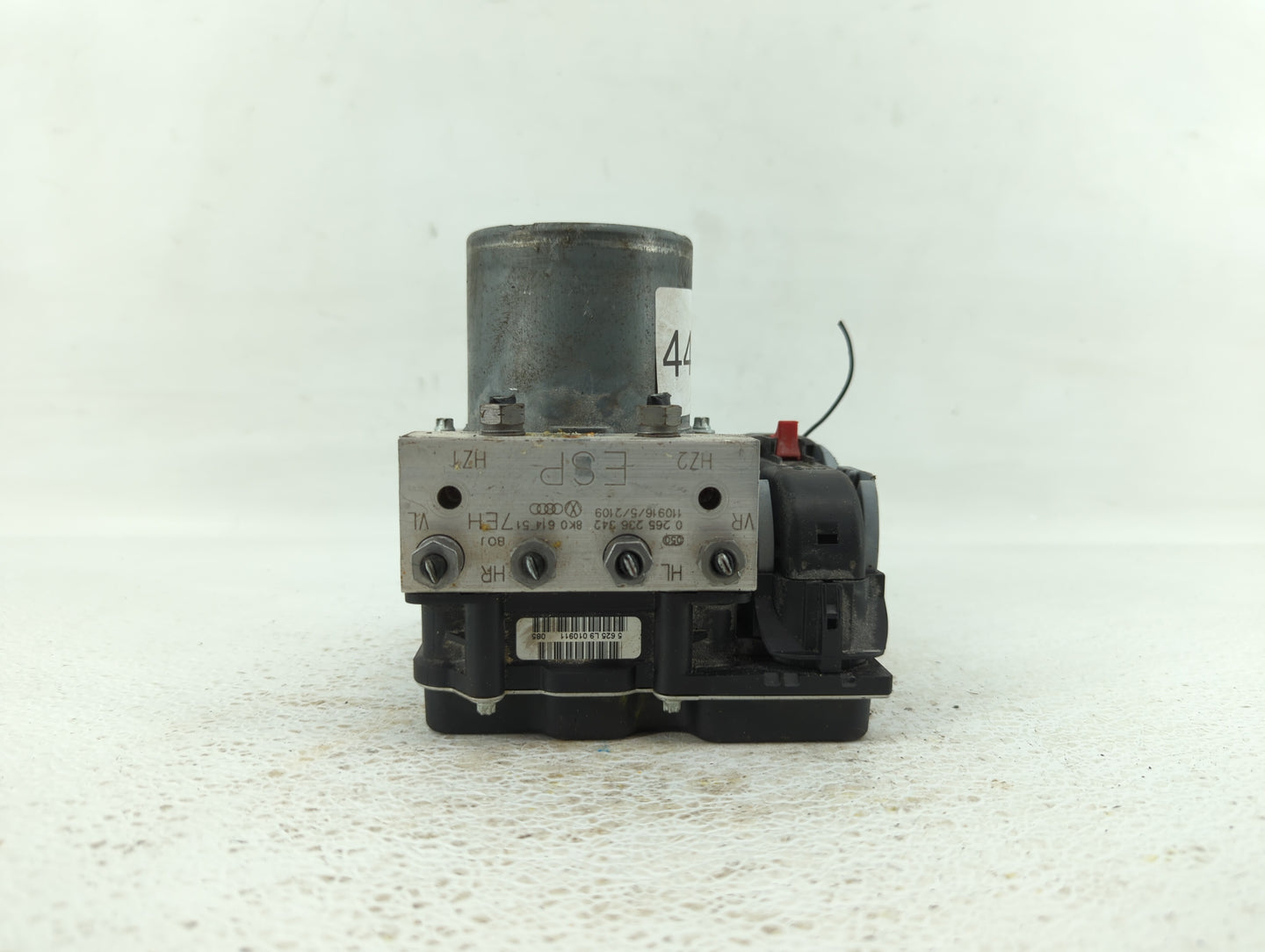2014-2016 Audi A4 ABS Pump Control Module Replacement P/N:8K0 614 517EH 8K0 614 517HA Fits Fits 2014 2015 2016 2017 OEM Used