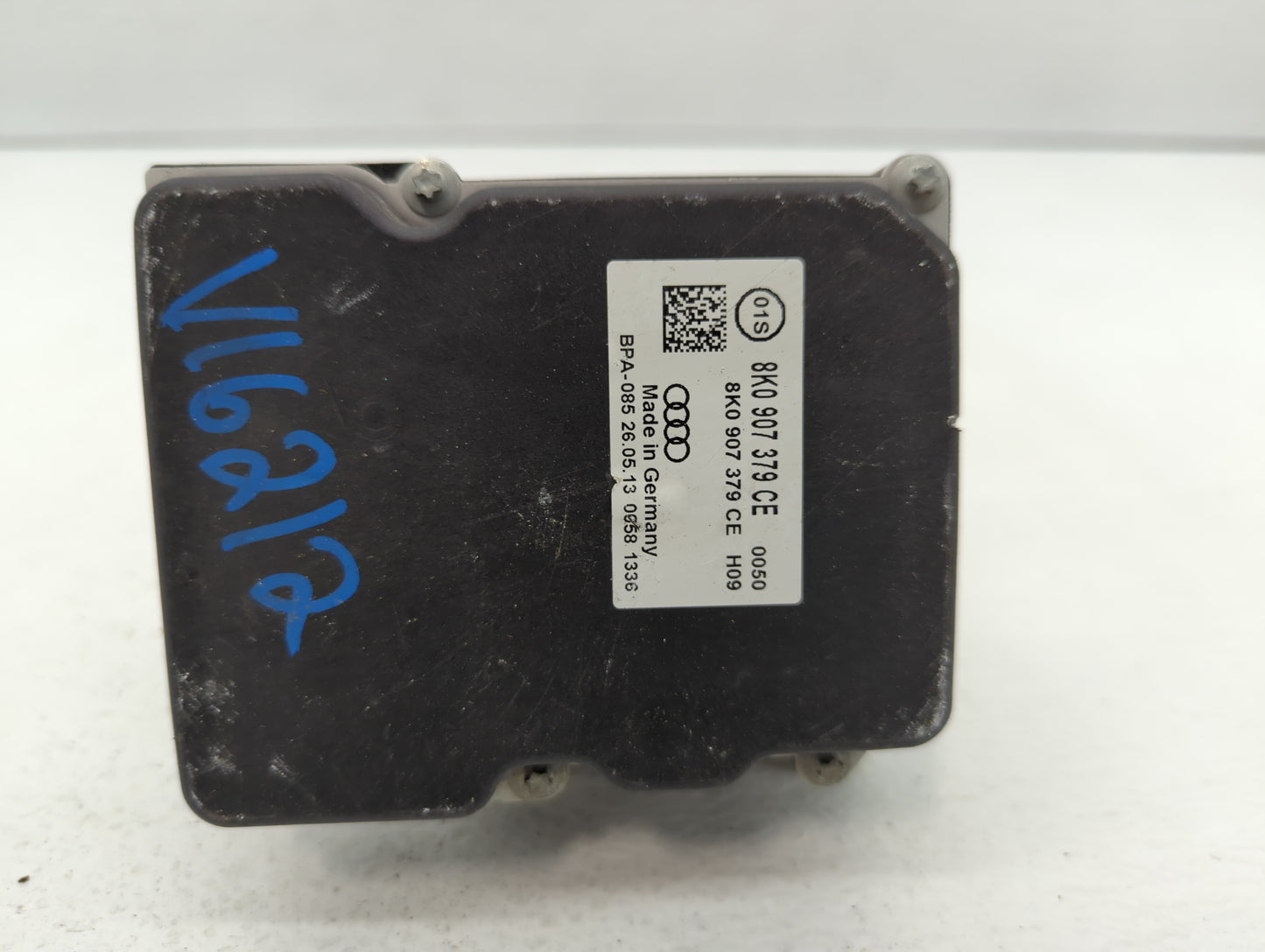 2014-2016 Audi A4 ABS Pump Control Module Replacement P/N:0265 239 299 8K0 614 517 GB Fits Fits 2014 2015 2016 OEM Used Auto