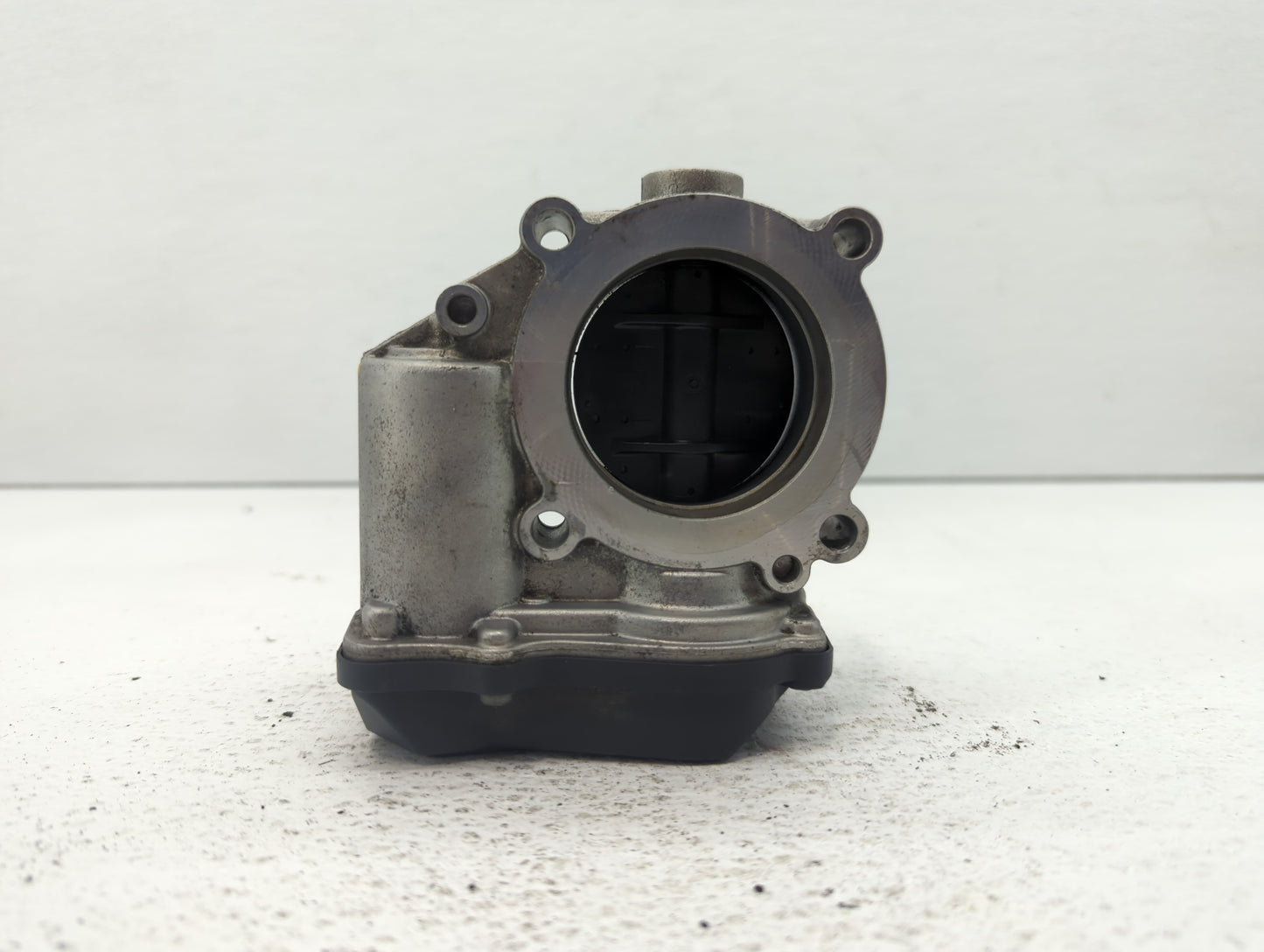 2005-2016 Audi A4 Throttle Body P/N:06F 133 062 T 06F 133 062 Q Fits OEM Used Auto Parts - Oemusedautoparts1.com