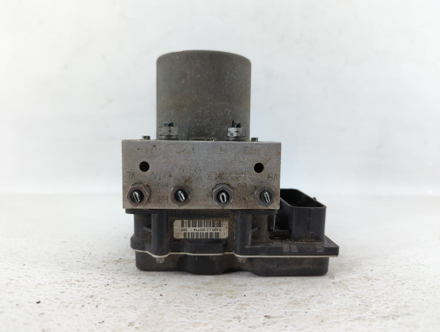 2014-2016 Audi A4 ABS Pump Control Module Replacement P/N:8K0 907 379 8K0 614 51 Fits Fits 2014 2015 2016 2017 OEM Used Auto