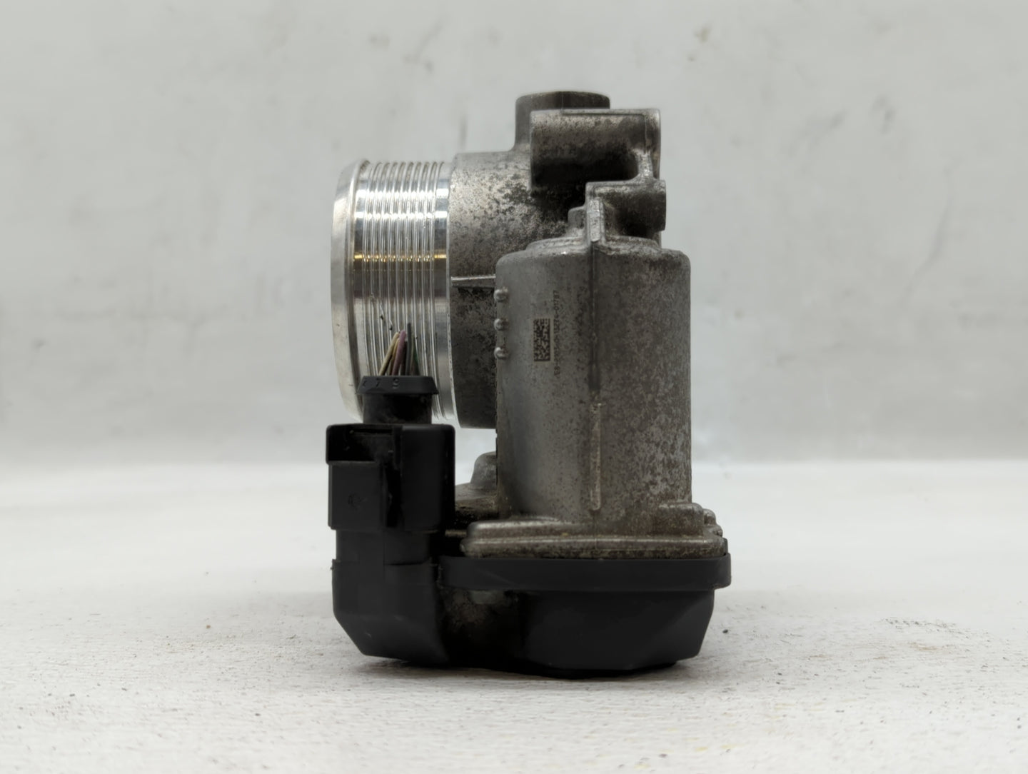 2005-2016 Audi A4 Throttle Body P/N:06F 133 062 Q Fits OEM Used Auto Parts - Oemusedautoparts1.com