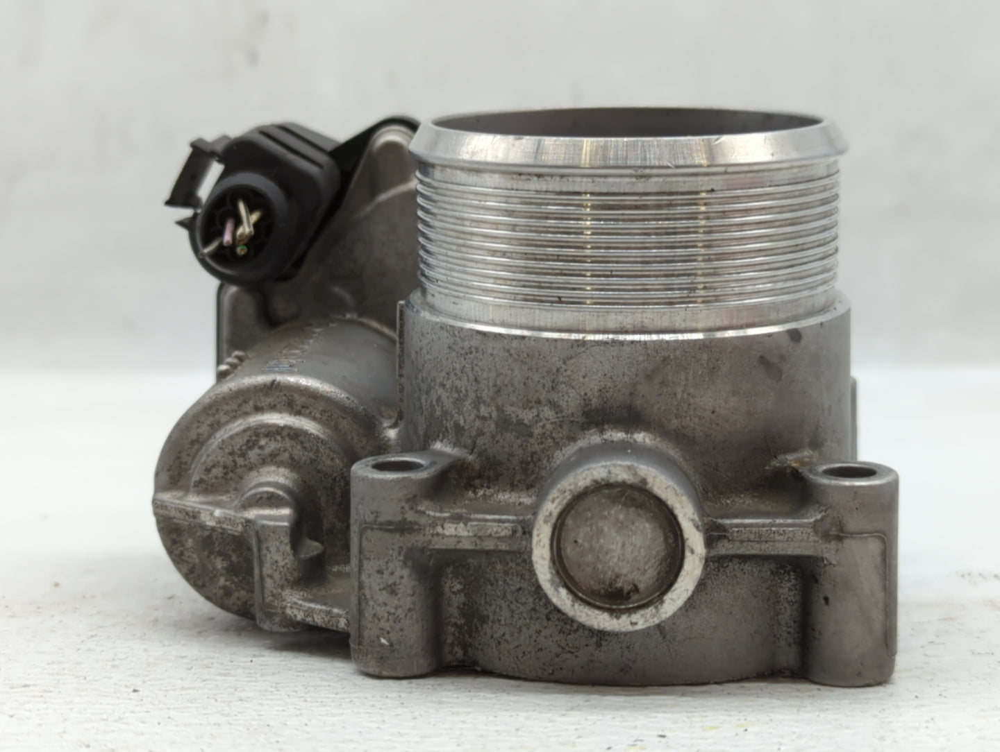 2005-2016 Audi A4 Throttle Body P/N:06F 133 062 Q Fits OEM Used Auto Parts - Oemusedautoparts1.com