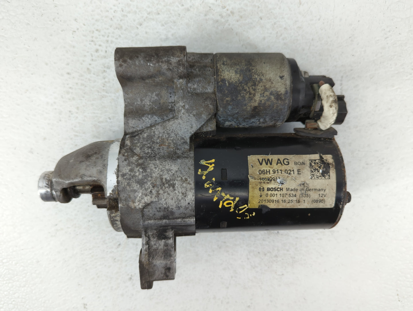 2014-2016 Audi A4 Car Starter Motor Solenoid OEM P/N:06H 911 021 E Fits Fits 2014 2015 2016 2017 OEM Used Auto Parts - Oemus