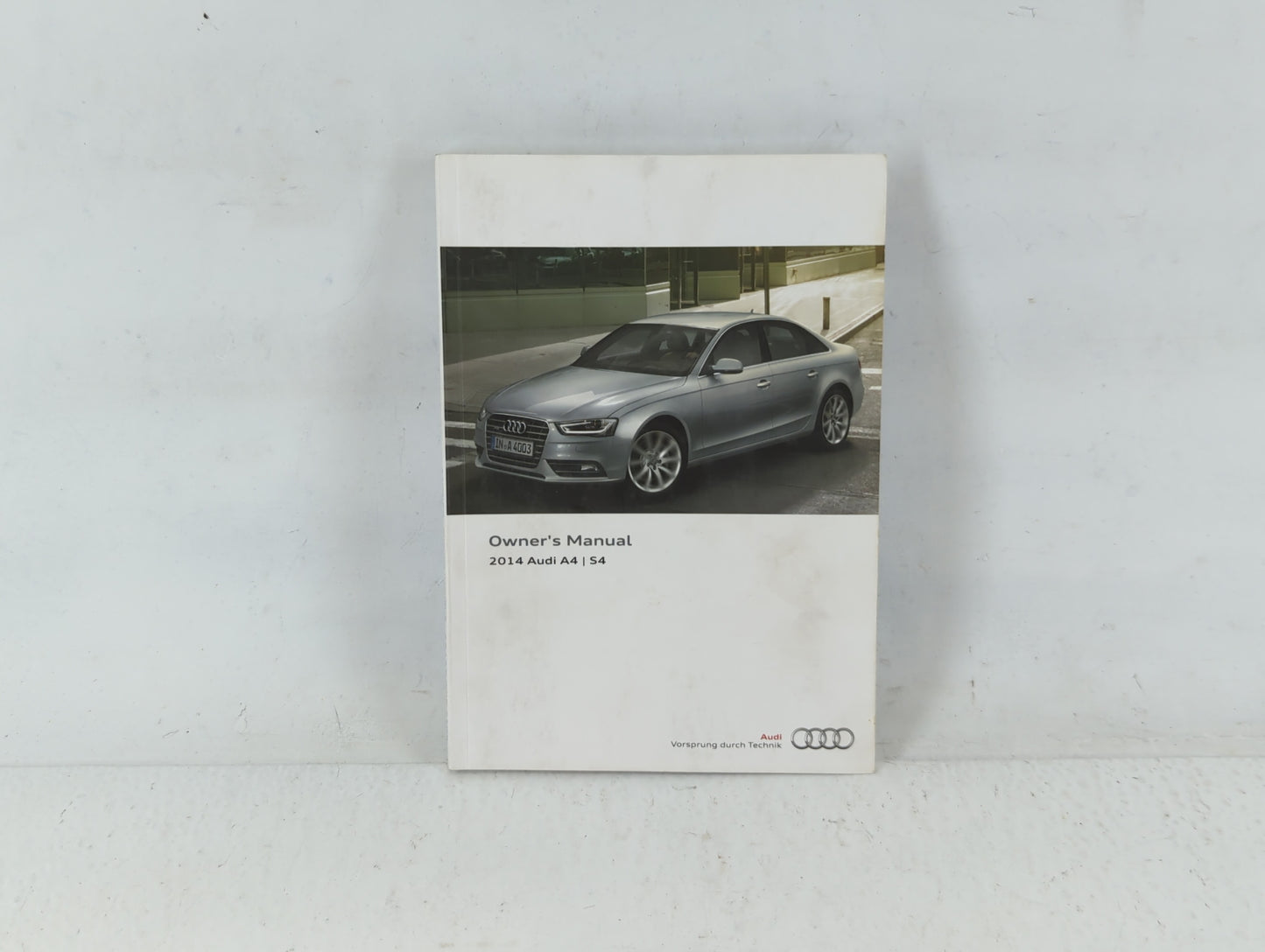2014 Audi A4 Owners Manual Book Guide P/N:1415618K022 OEM Used Auto Parts - Oemusedautoparts1.com