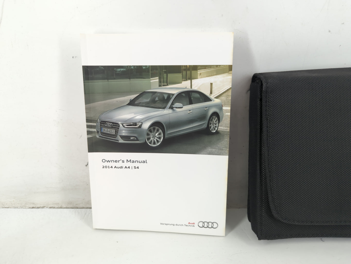 2014 Audi A4 Owners Manual Book Guide P/N:1425618K023 OEM Used Auto Parts - Oemusedautoparts1.com