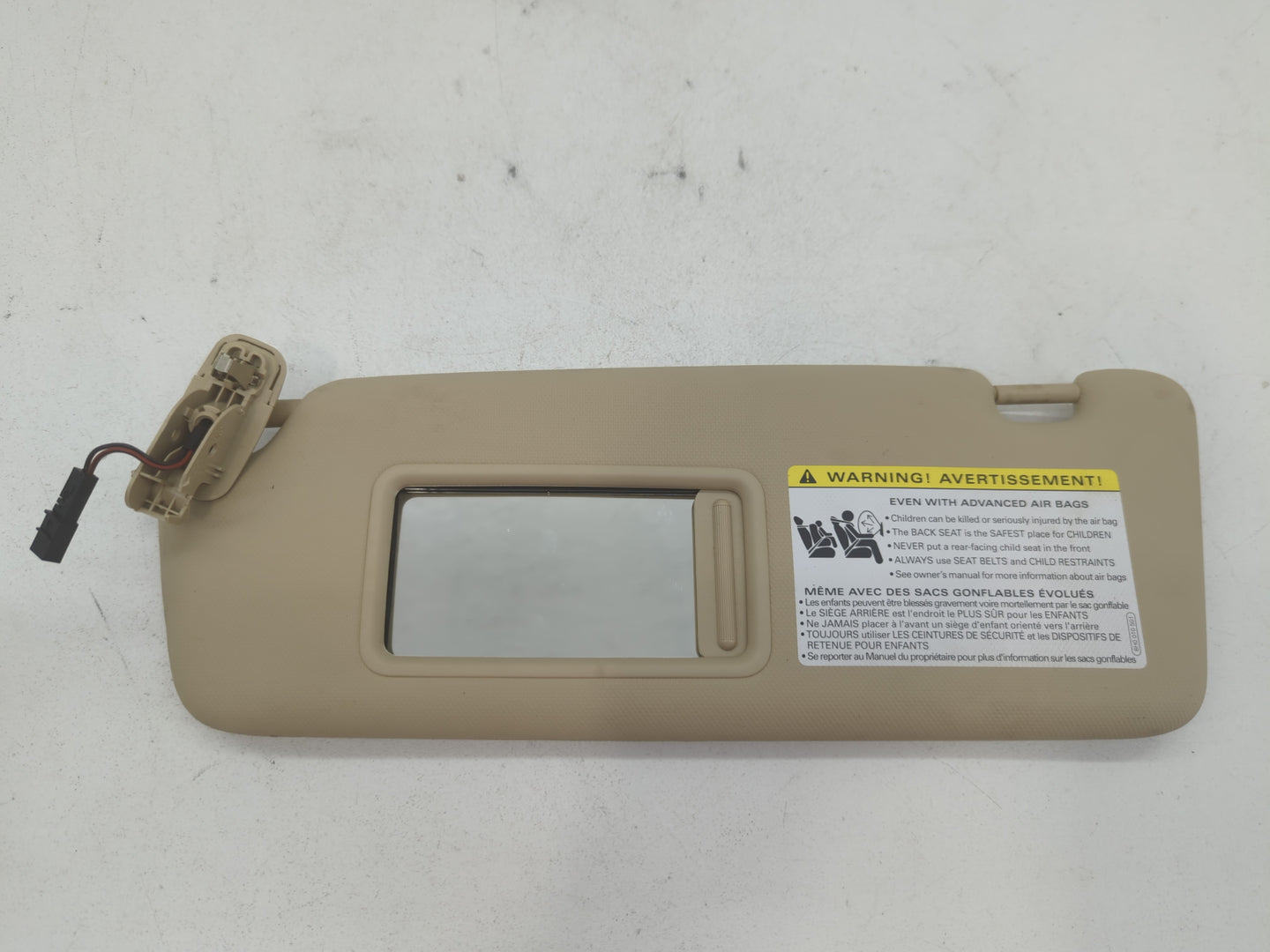 2013-2016 Audi A4 Sun Visor Shade Replacement Driver Left Mirror Fits Fits 2013 2014 2015 2016 OEM Used Auto Parts - Oemused