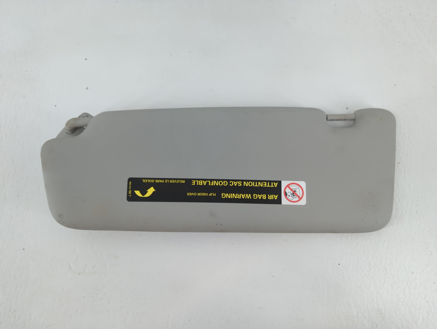 2013-2016 Audi A4 Sun Visor Shade Replacement Passenger Right Mirror Fits Fits 2013 2014 2015 2016 OEM Used Auto Parts - Oem
