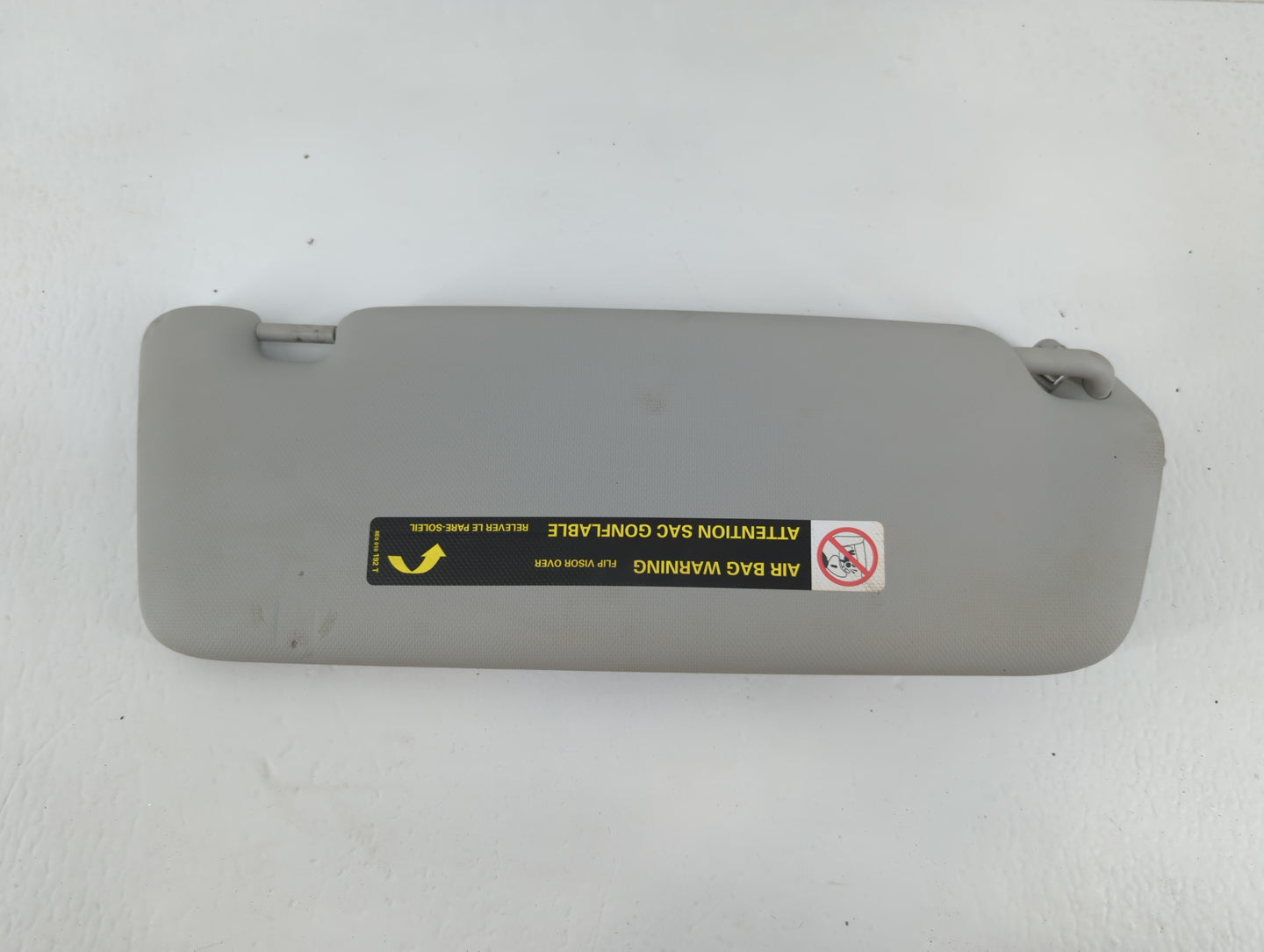 2013-2016 Audi A4 Sun Visor Shade Replacement Driver Left Mirror Fits Fits 2013 2014 2015 2016 OEM Used Auto Parts - Oemused