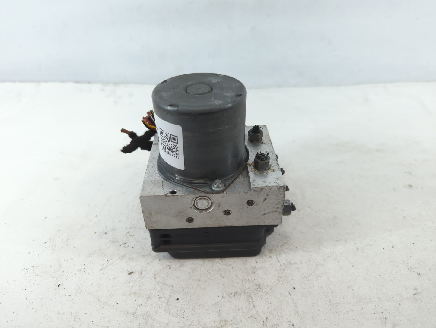 2014-2016 Audi A4 ABS Pump Control Module Replacement P/N:8K0 611 517 0 265 239 432 Fits Fits 2014 2015 2016 2017 OEM Used A