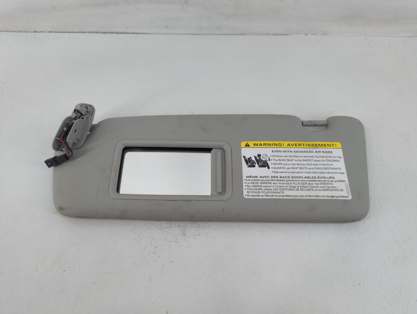 2013-2016 Audi A4 Sun Visor Shade Replacement Driver Left Mirror Fits Fits 2013 2014 2015 2016 OEM Used Auto Parts - Oemused