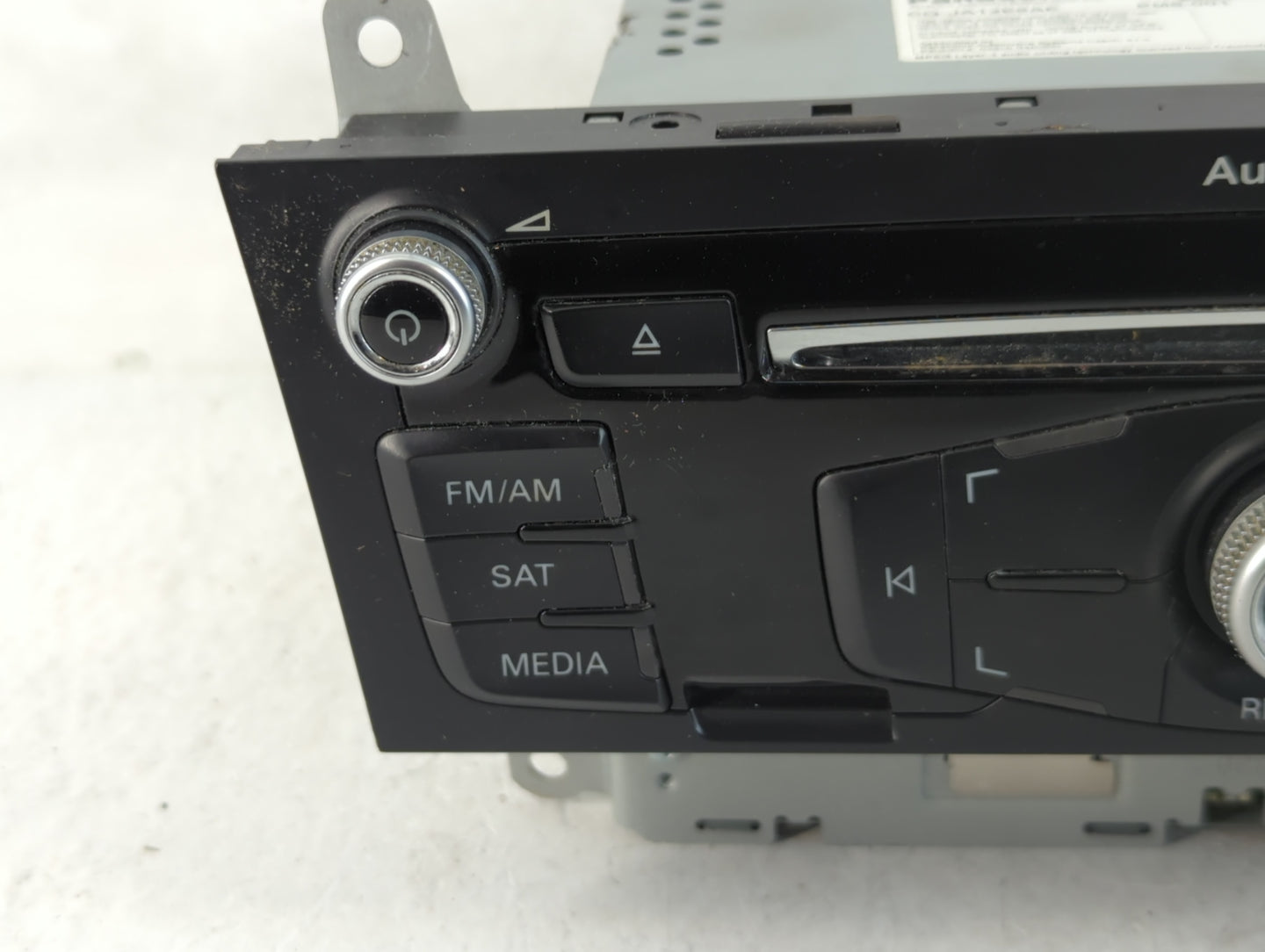 2013-2016 Audi A4 Radio AM FM Cd Player Receiver Replacement P/N:8R1 035 186 Q Fits Fits 2013 2014 2015 2016 OEM Used Auto P