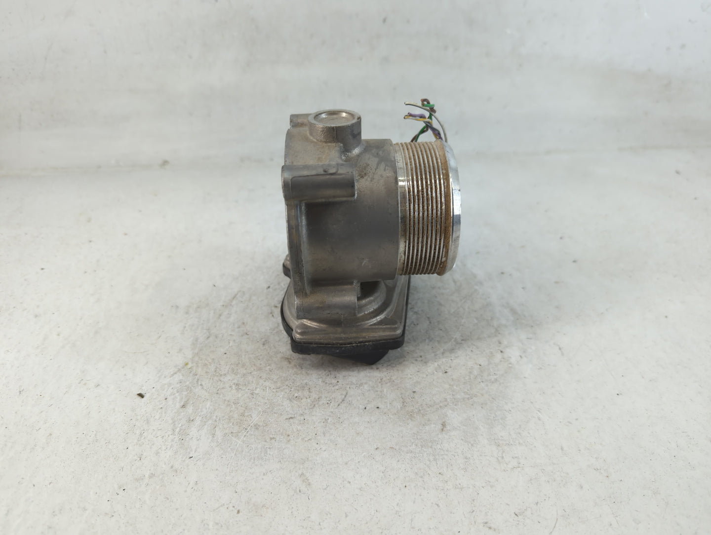 2005-2016 Audi A4 Throttle Body P/N:06F 133 062 Q Fits OEM Used Auto Parts - Oemusedautoparts1.com