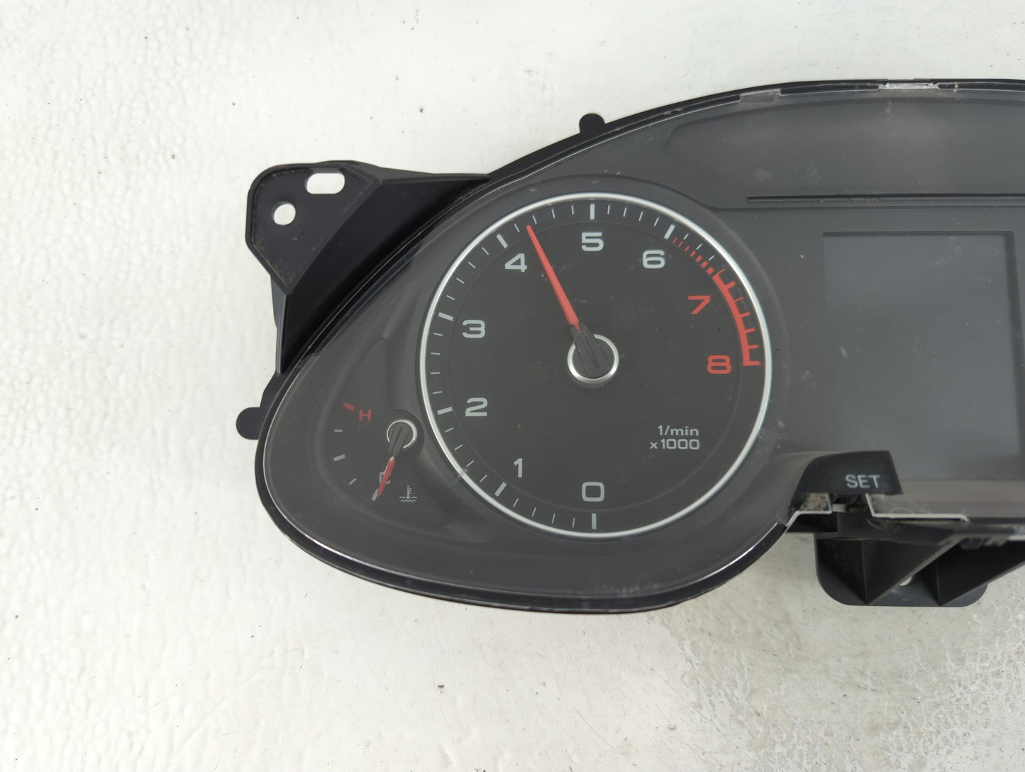 2013-2016 Audi A4 Instrument Cluster Speedometer Gauges P/N:8K0 920 951 E Fits Fits 2013 2014 2015 2016 OEM Used Auto Parts 