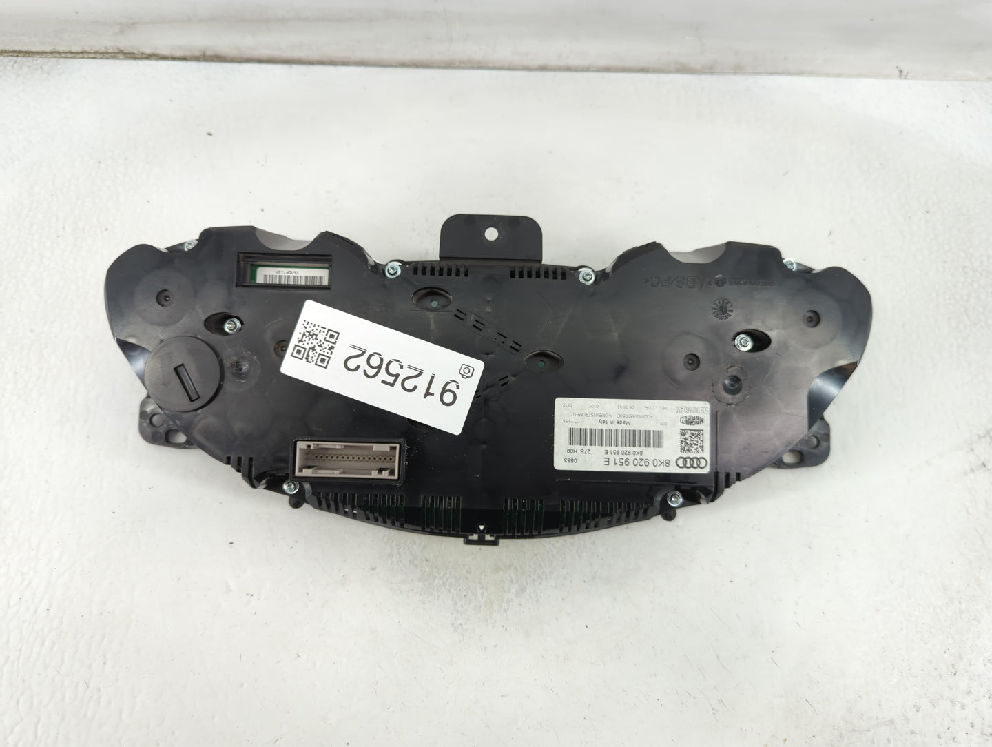 2013-2016 Audi A4 Instrument Cluster Speedometer Gauges P/N:8K0 920 951 E Fits Fits 2013 2014 2015 2016 OEM Used Auto Parts 