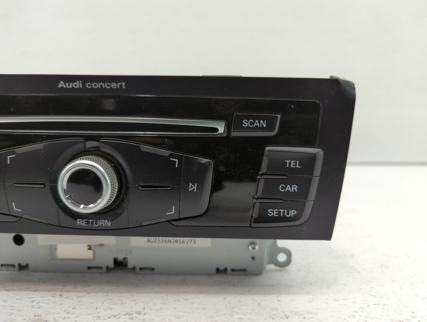 2013-2016 Audi A4 Quattro Am Fm Cd Player Radio Receiver - Oemusedautoparts1.com