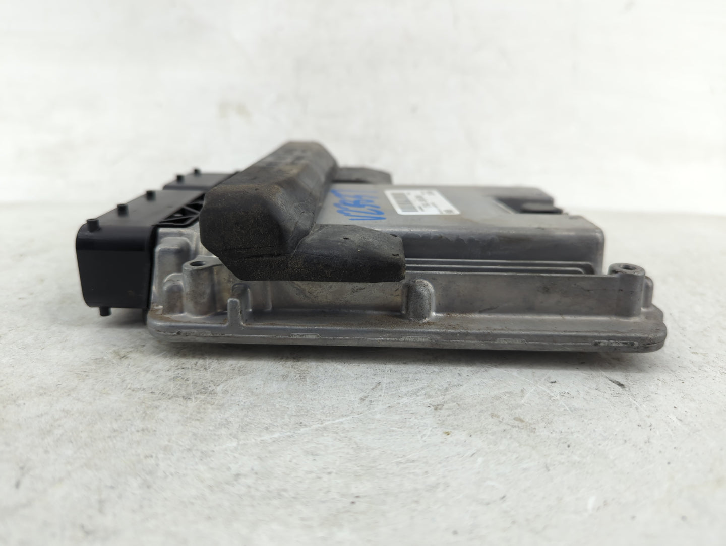 2014 Audi A5 PCM Engine Control Computer ECU ECM PCU OEM P/N:8K5 907 115 J Fits Fits 2013 OEM Used Auto Parts - Oemusedautop