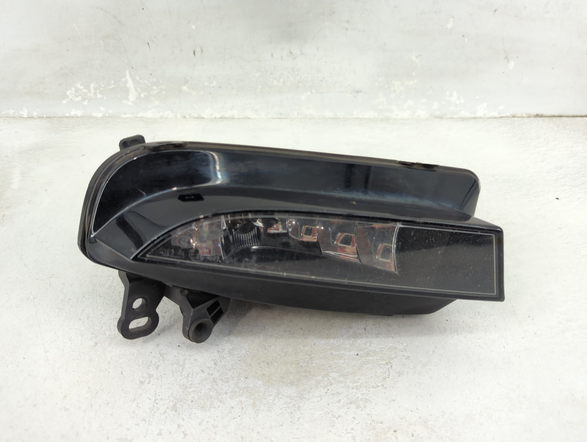2013-2016 Audi A5 Passenger Right Oem Front Light Lamp Black 1454510 - Oemusedautoparts1.com