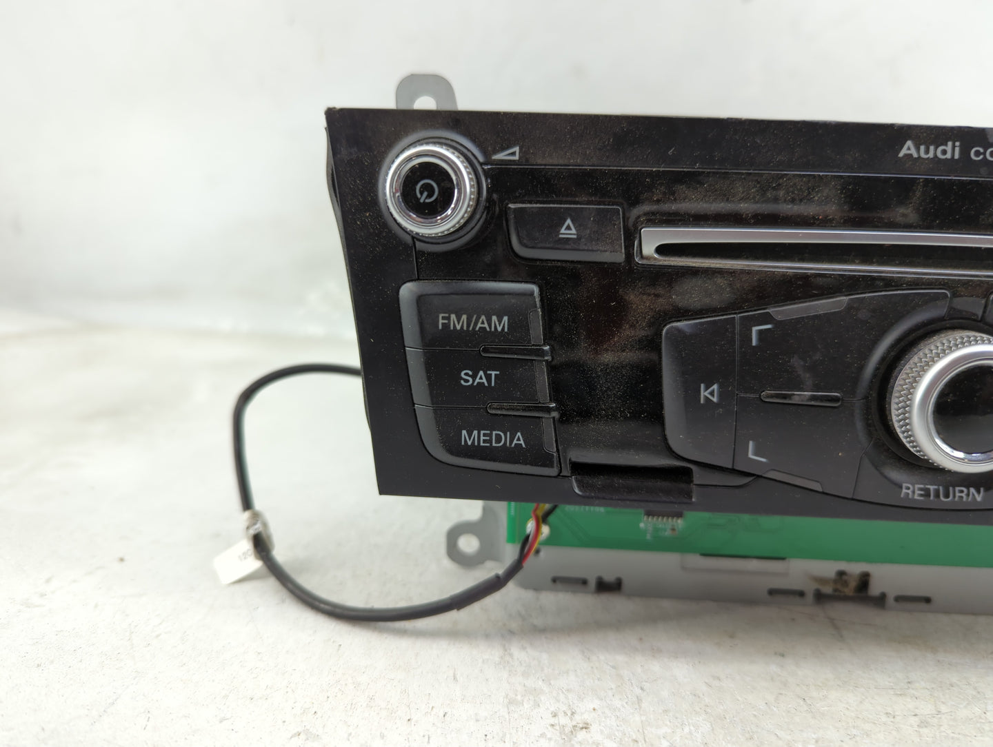 2010-2017 Audi A5 Radio AM FM Cd Player Receiver Replacement P/N:8R1 035 186 Q Fits Fits 2010 2011 2012 2013 2014 2015 2016 