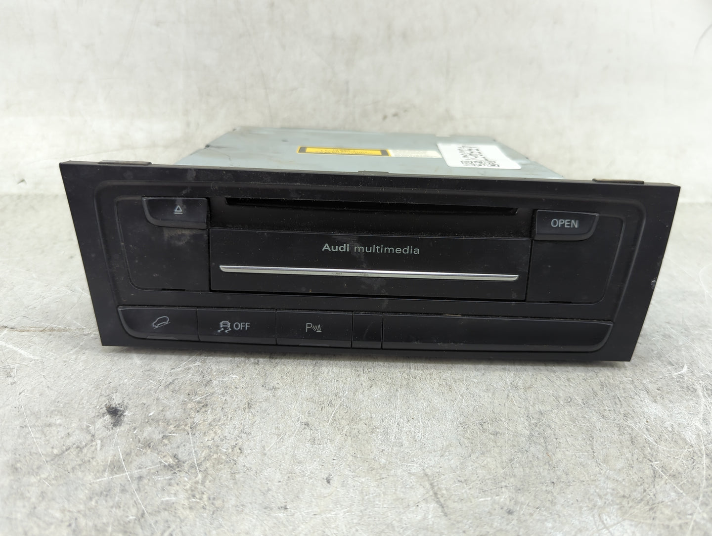 2010-2017 Audi A5 Radio AM FM Cd Player Receiver Replacement P/N:8R1035186Q CQ-JA12E6AE Fits OEM Used Auto Parts - Oemusedau