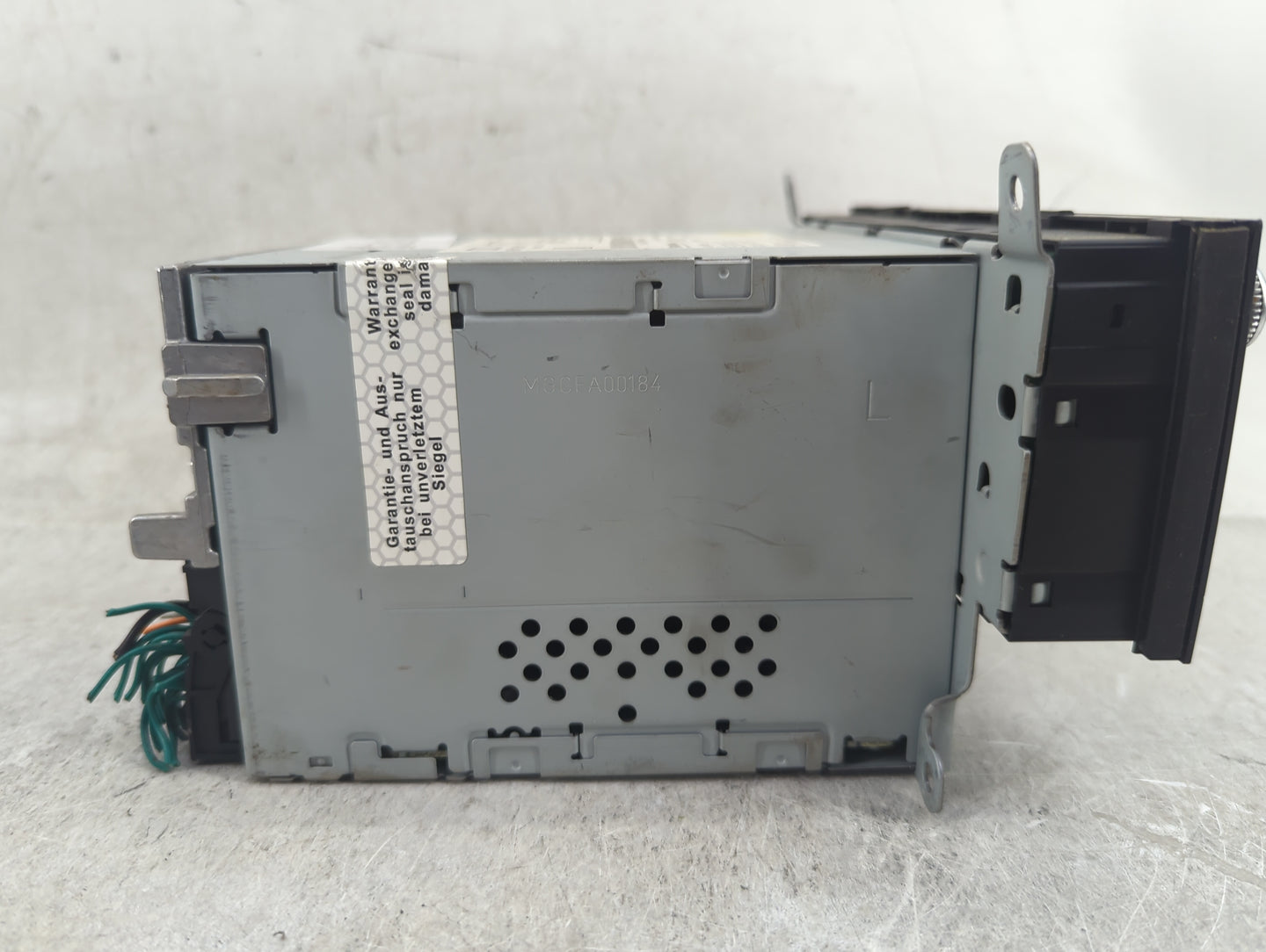 2010-2017 Audi A5 Radio AM FM Cd Player Receiver Replacement P/N:8R1035186Q CQ-JA12E6AE Fits OEM Used Auto Parts - Oemusedau
