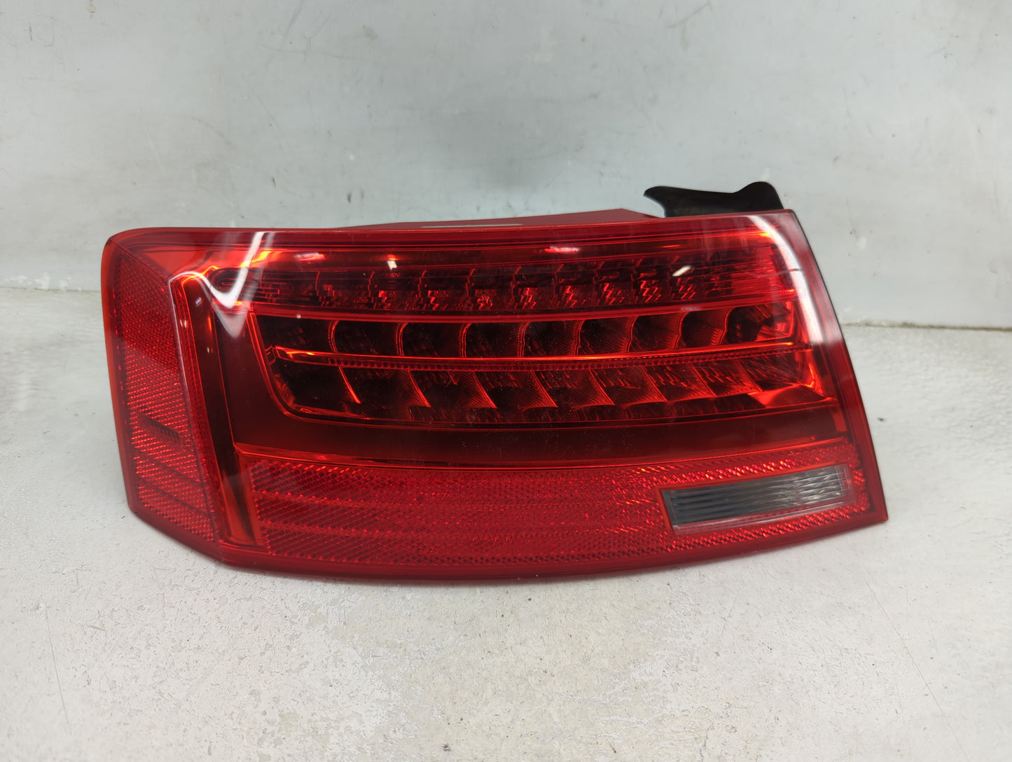 2013-2017 Audi A5 Tail Light Assembly Driver Left OEM P/N:8T0 945 095 J Fits Fits 2013 2014 2015 2016 2017 OEM Used Auto Par