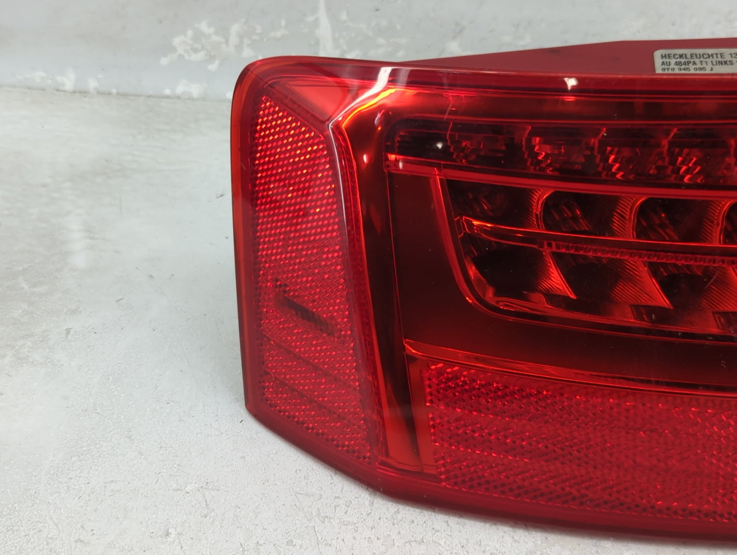 2013-2017 Audi A5 Tail Light Assembly Driver Left OEM P/N:8T0 945 095 J Fits Fits 2013 2014 2015 2016 2017 OEM Used Auto Par