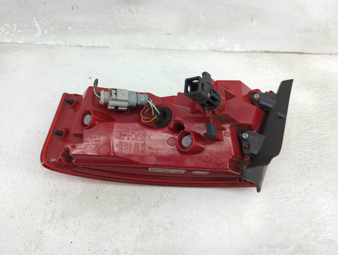 2013-2017 Audi A5 Tail Light Assembly Driver Left OEM P/N:8T0 945 095 J Fits Fits 2013 2014 2015 2016 2017 OEM Used Auto Par