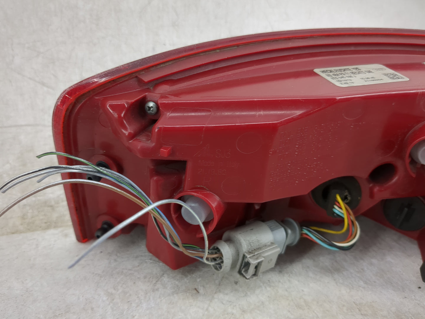 2013-2017 Audi A5 Tail Light Assembly Passenger Right OEM P/N:8T0945096L Fits Fits 2013 2014 2015 2016 2017 OEM Used Auto Pa