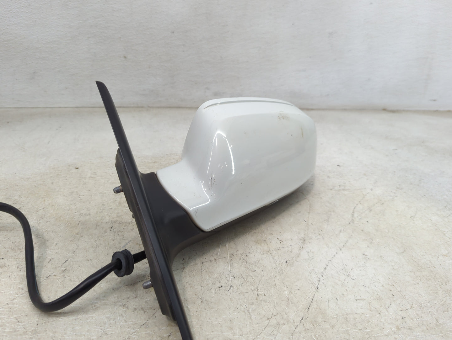 2009-2014 Audi A5 Driver Side View Mirror - Left Door Mirror OEM Used - Oemusedautoparts1.com