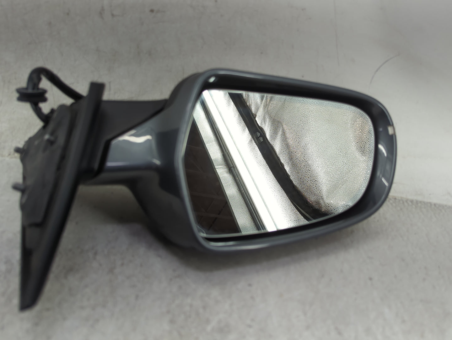 2009-2014 Audi A5 Driver Side View Mirror - Left Door Mirror OEM Used - Oemusedautoparts1.com