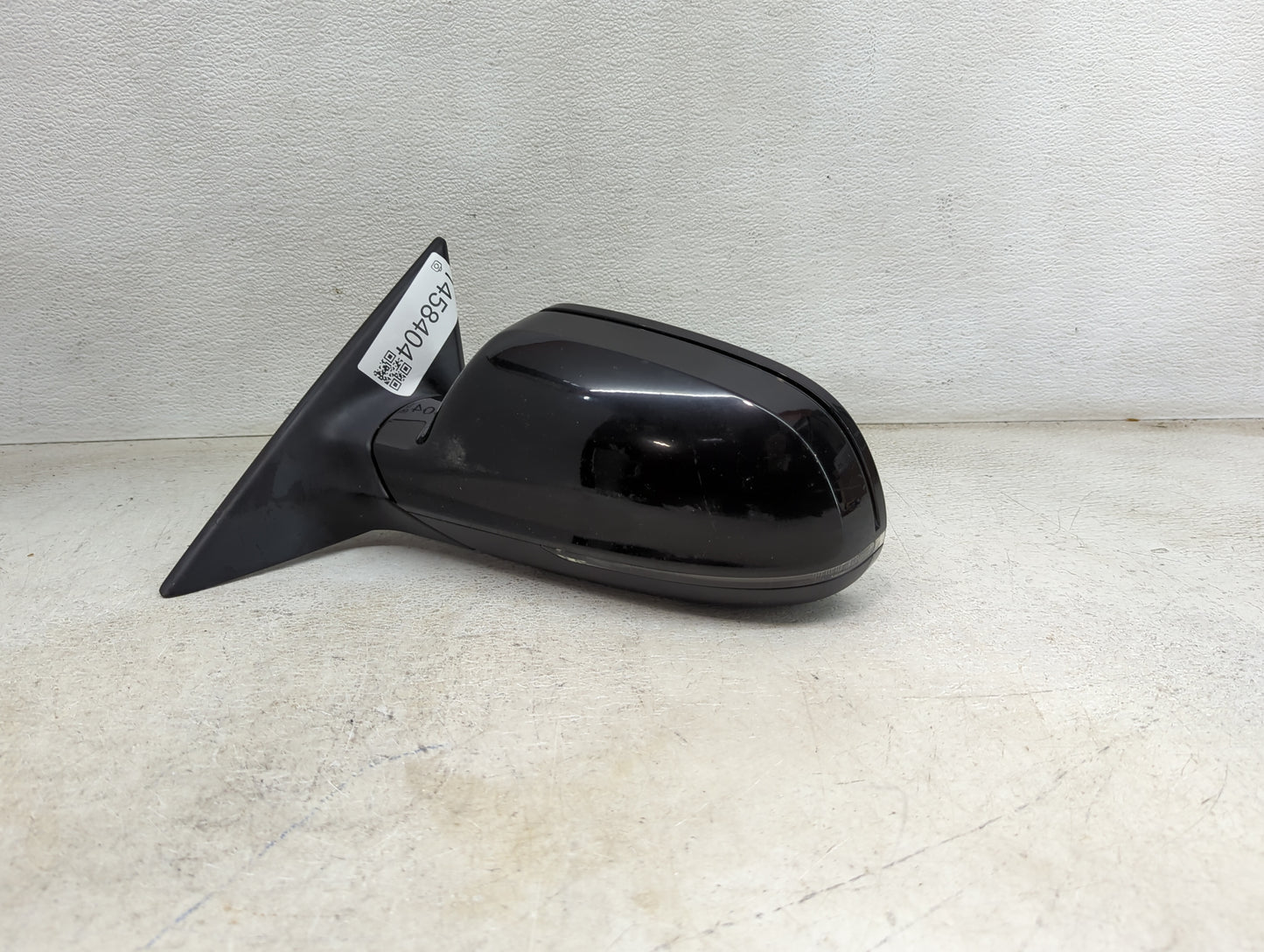 2009-2014 Audi A5 Driver Side View Mirror - Left Door Mirror OEM Used - Oemusedautoparts1.com