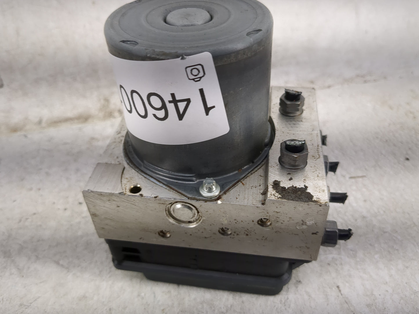 2014 Audi A5 ABS Pump Control Module Replacement P/N:8K0907379CE 8K0907379CEH09 Fits Fits 2015 2016 OEM Used Auto Parts - Oe
