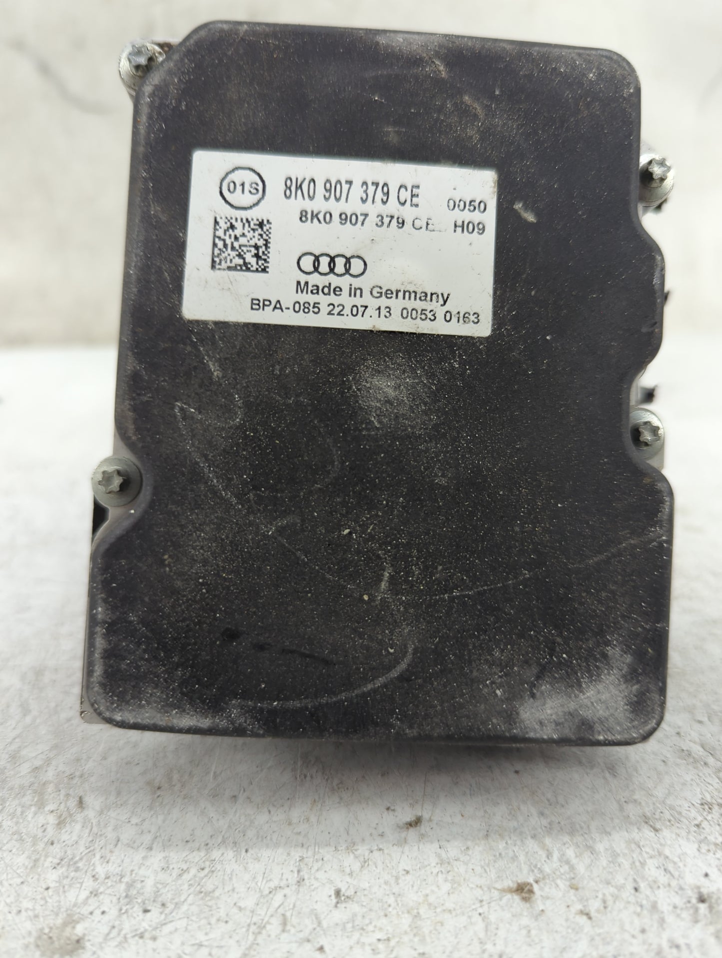 2014 Audi A5 ABS Pump Control Module Replacement P/N:8K0907379CE 8K0907379CEH09 Fits Fits 2015 2016 OEM Used Auto Parts - Oe