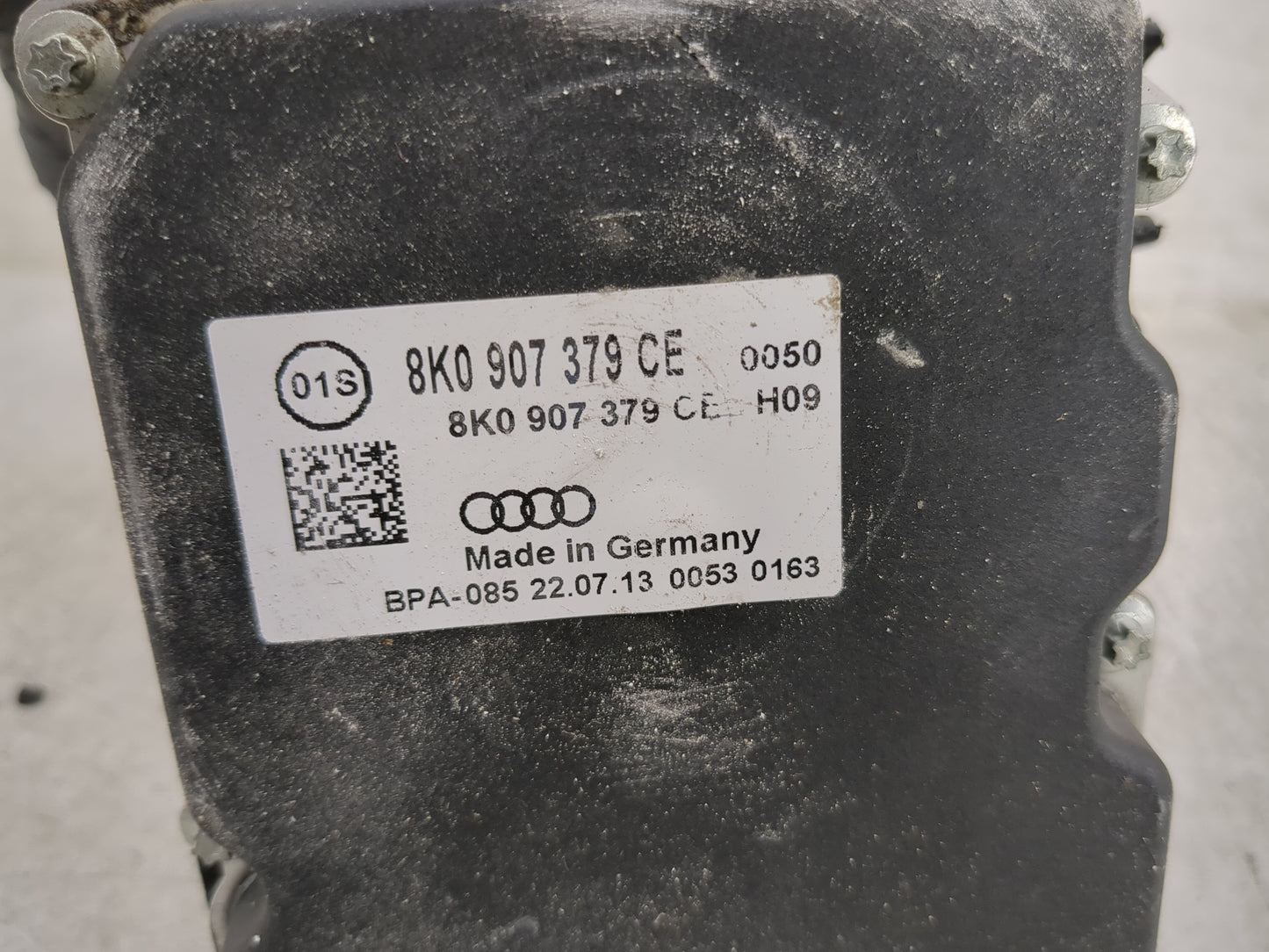 2014 Audi A5 ABS Pump Control Module Replacement P/N:8K0907379CE 8K0907379CEH09 Fits Fits 2015 2016 OEM Used Auto Parts - Oe