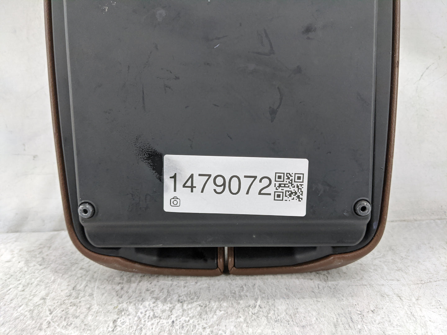 2014 Audi A5 Center Console Armrest Cover Lid P/N:4M0864207D 7161281A, 1317009 Fits OEM Used Auto Parts - Oemusedautoparts1.