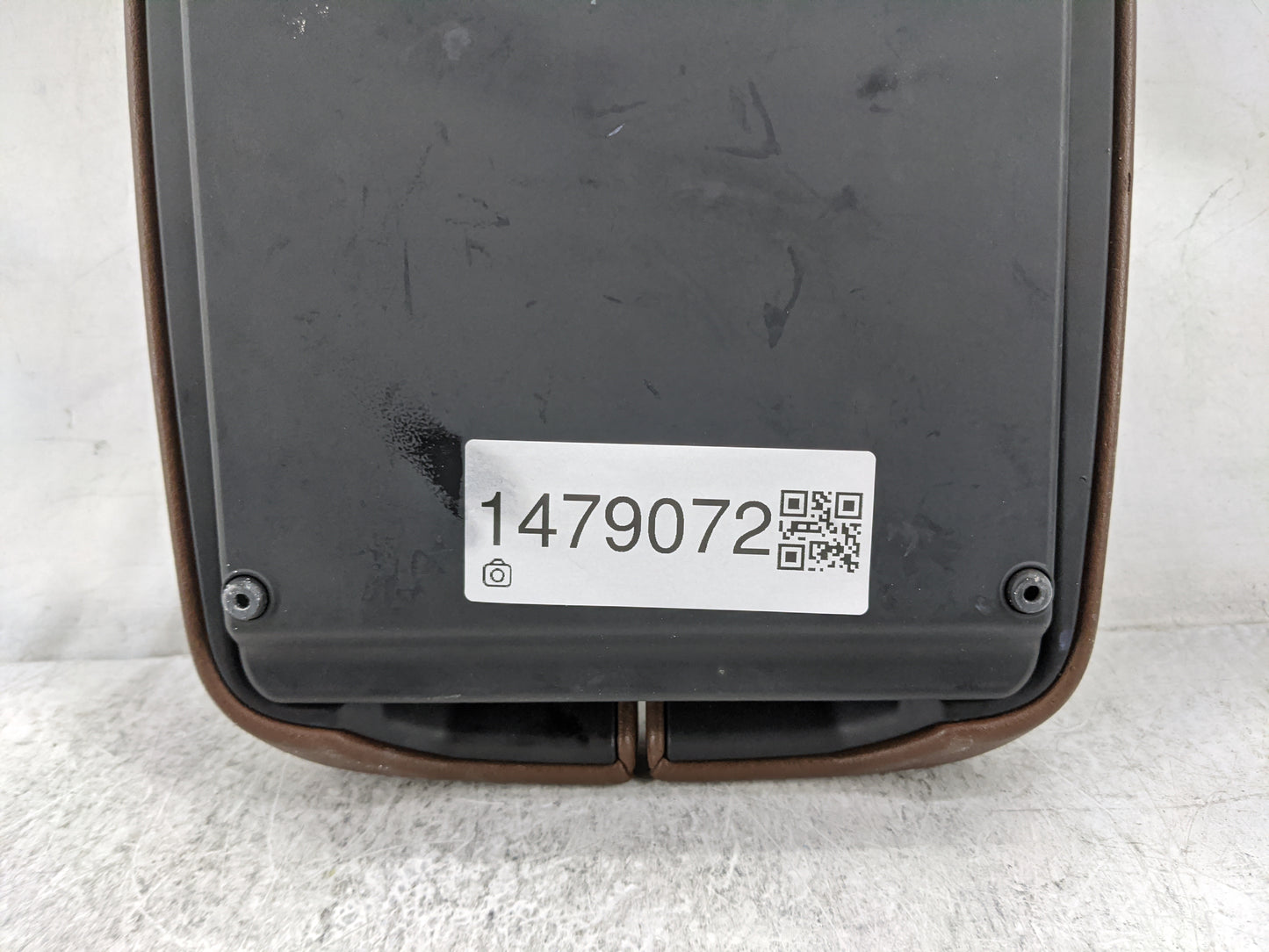 2014 Audi A5 Center Console Armrest Cover Lid P/N:4M0864207D 7161281A, 1317009 Fits OEM Used Auto Parts - Oemusedautoparts1.