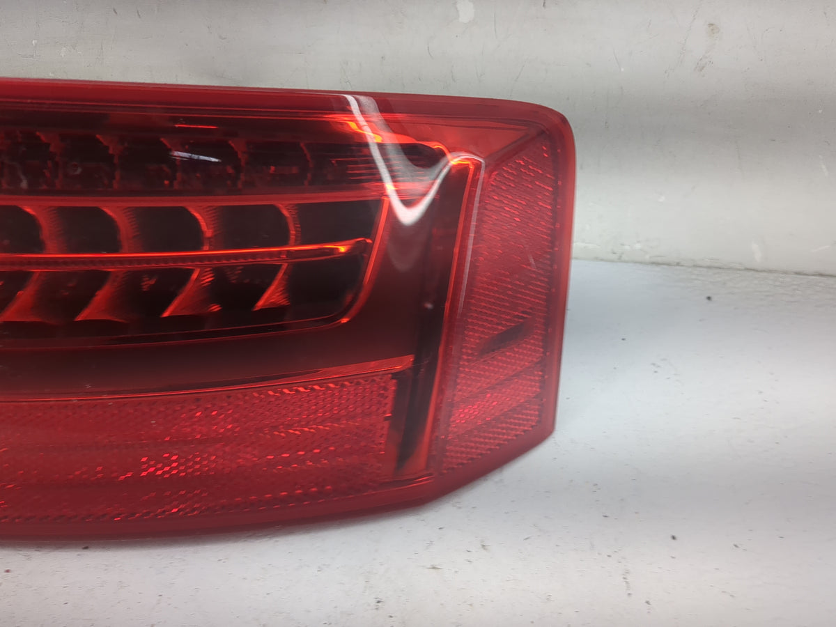 2013-2017 Audi A5 Tail Light Assembly Passenger Right OEM P/N:8T0945096J Fits Fits 2013 2014 2015 2016 2017 OEM Used Auto Pa