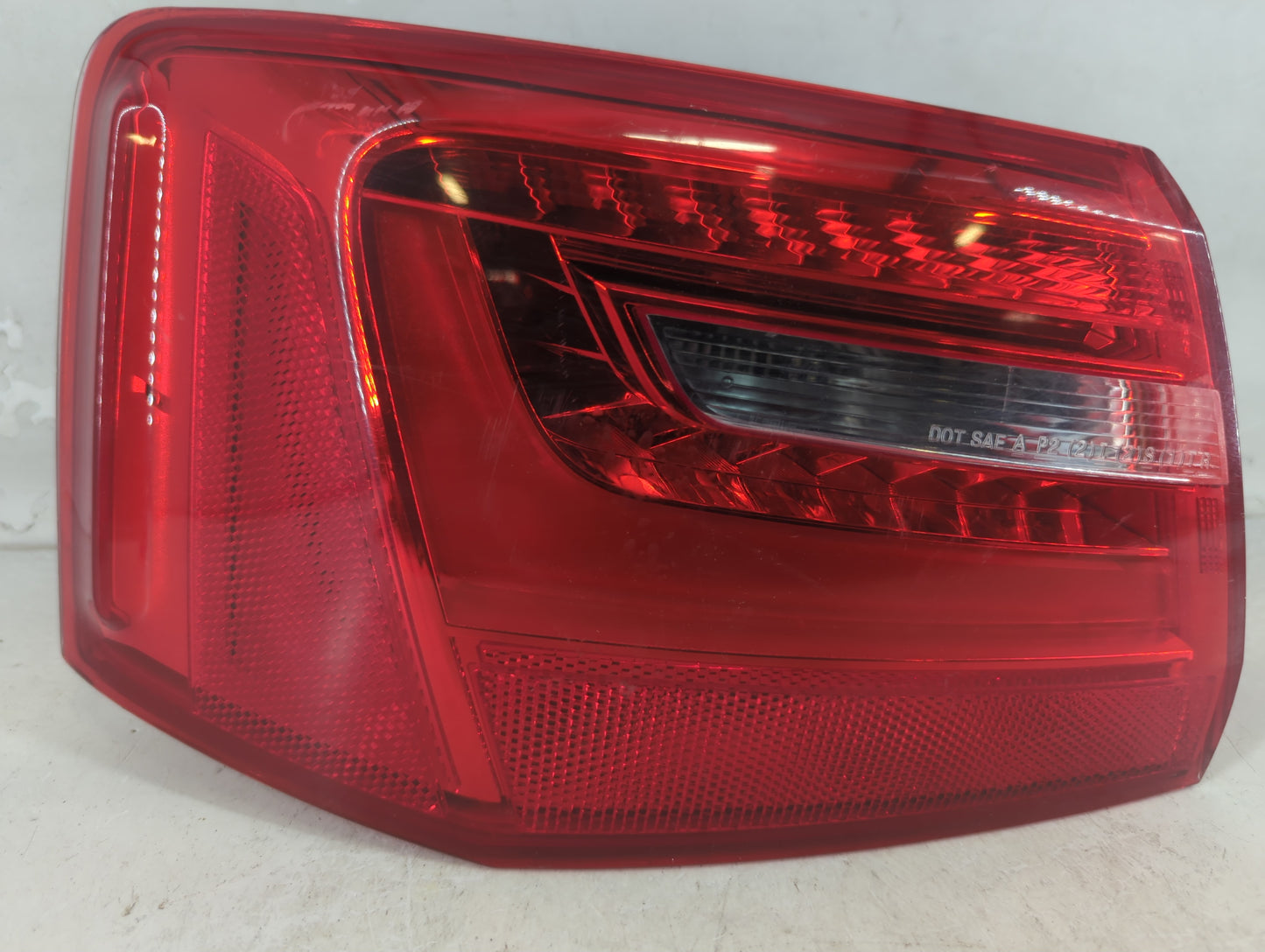 2012-2015 Audi A6 Tail Light Assembly Driver Left OEM P/N:4G5 945 095 B Fits Fits 2012 2013 2014 2015 OEM Used Auto Parts - 